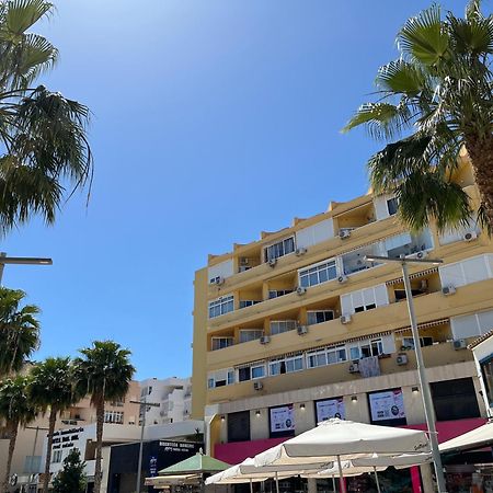 Zelun Suite Torremolinos Center Bagian luar foto