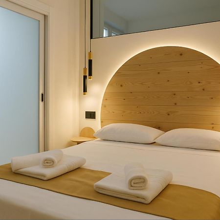 Zelun Suite Torremolinos Center Bagian luar foto