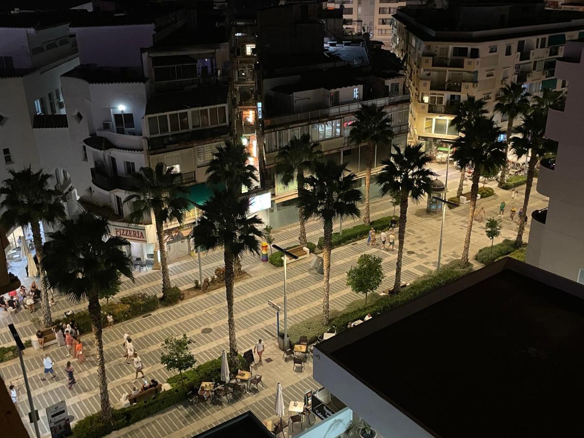 Zelun Suite Torremolinos Center Bagian luar foto