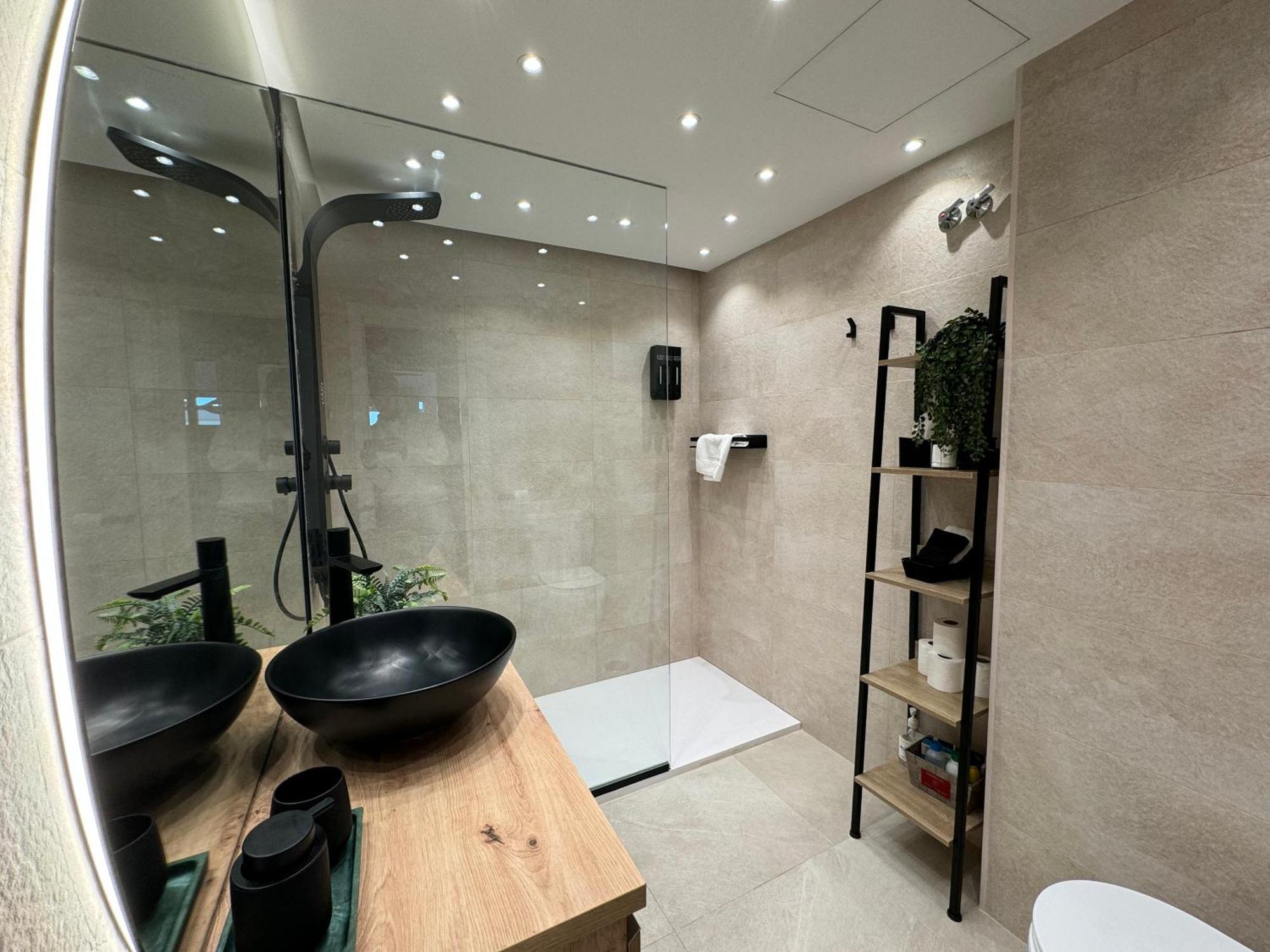 Zelun Suite Torremolinos Center Bagian luar foto